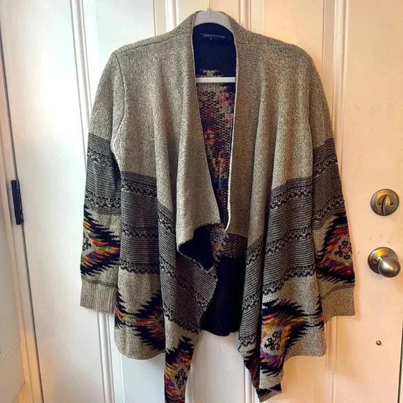 SIGNATURE STUDIO Womens size Medium S grey long cardigan Western Cozy Warm